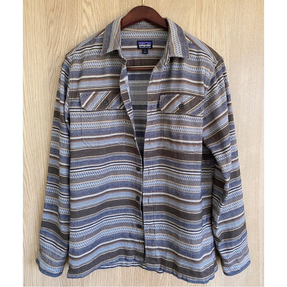 Patagonia Mens Organic Cotton Blue, Gray, Brown Casual Fall Button Down Sz Small
